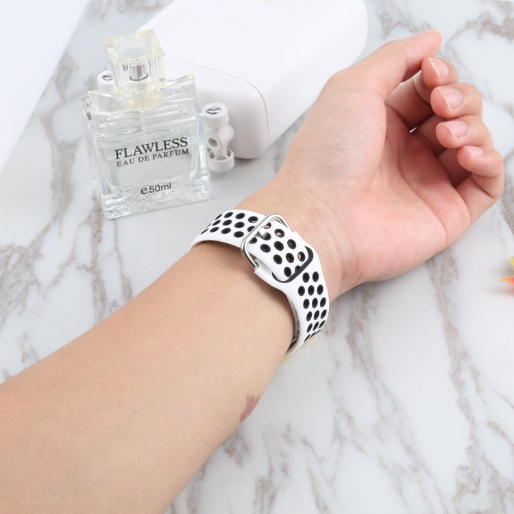 Metal Buckle Silicone Watch Band For Apple Watch Ultra 49mm&Watch Ultra 2 49mm / Series 9&8&7 45mm / SE 3&SE 2&6&SE&5&4 44mm / 3&2&1 42mm(White+Black) by bashfashion