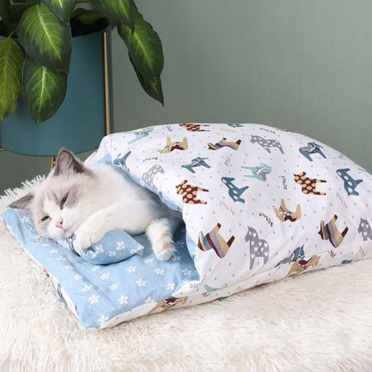 Closed Removable and Washable Cat Litter Sleeping Bag Winter Warm Dog Kennel, Size: M(Blue Pony) by bashfashion