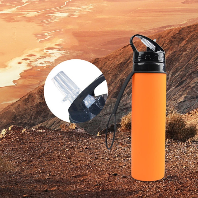 600ml Folding Silicone Riding Water Cup Portable Environmental Protection Shatterproof Silicone Water Bottle(Green) by bashfashion