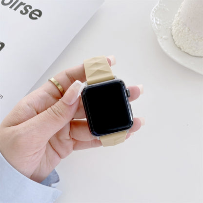 Modern Style Silicone Watch Band For Apple Watch Series 9&8&7 41mm / SE 3&SE 2&6&SE&5&4 40mm / 3&2&1 38mm, Style:Silver Buckle(Walnut) by bashfashion