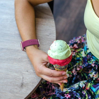 Solid Color Twist Silicone Watch Band For Apple Watch Ultra 49mm&Watch Ultra 2 49mm / Series 9&8&7 45mm / SE 3&SE 2&6&SE&5&4 44mm / 3&2&1 42mm(Wine Red) by bashfashion