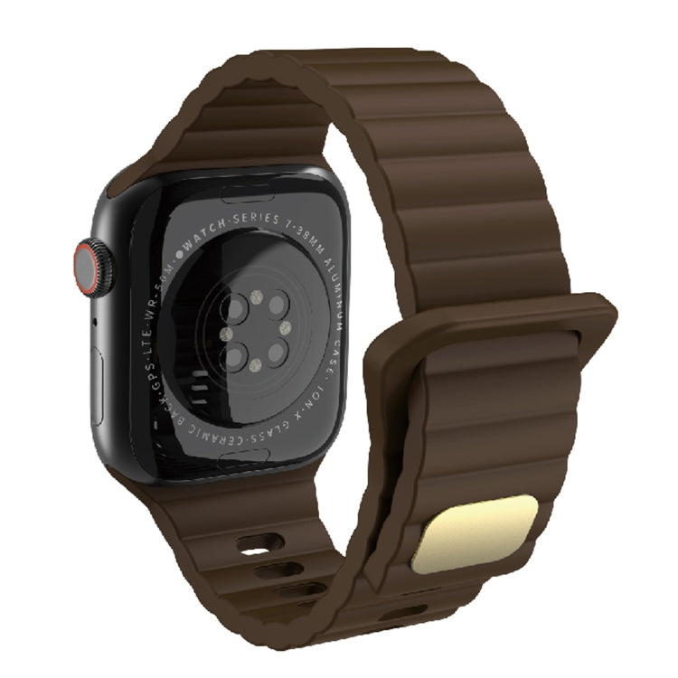 Breathable Skin-friendly Silicone Watch Band For Apple Watch Series 8&7 41mm / SE 2&6&SE&5&4 40mm / 3&2&1 38mm(Brown) by bashfashion