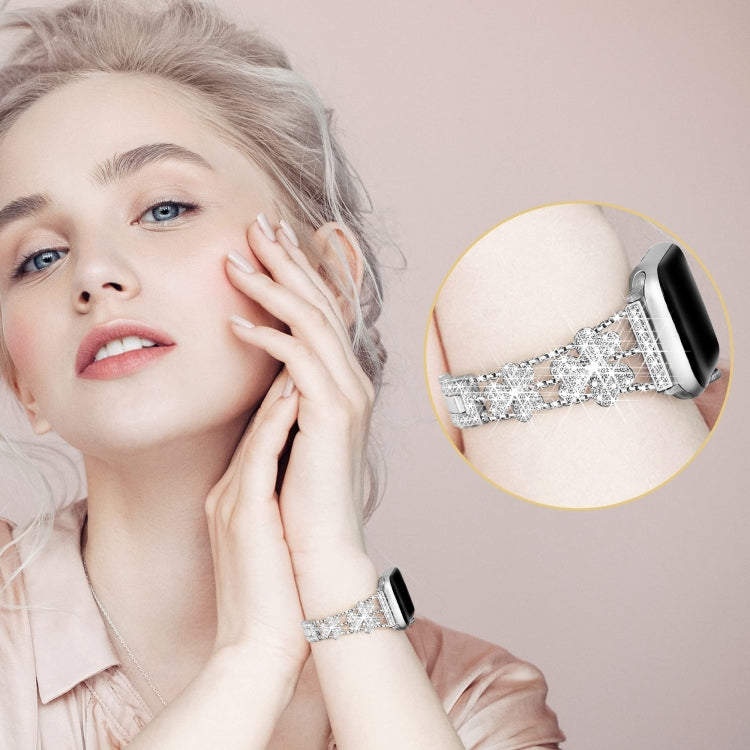 3-Leaf Clover Diamond Watch Band For Apple Watch Ultra 49mm&Watch Ultra 2 49mm / Series 9&8&7 45mm / SE 3&SE 2&6&SE&5&4 44mm / 3&2&1 42mm(Silver) by bashfashion
