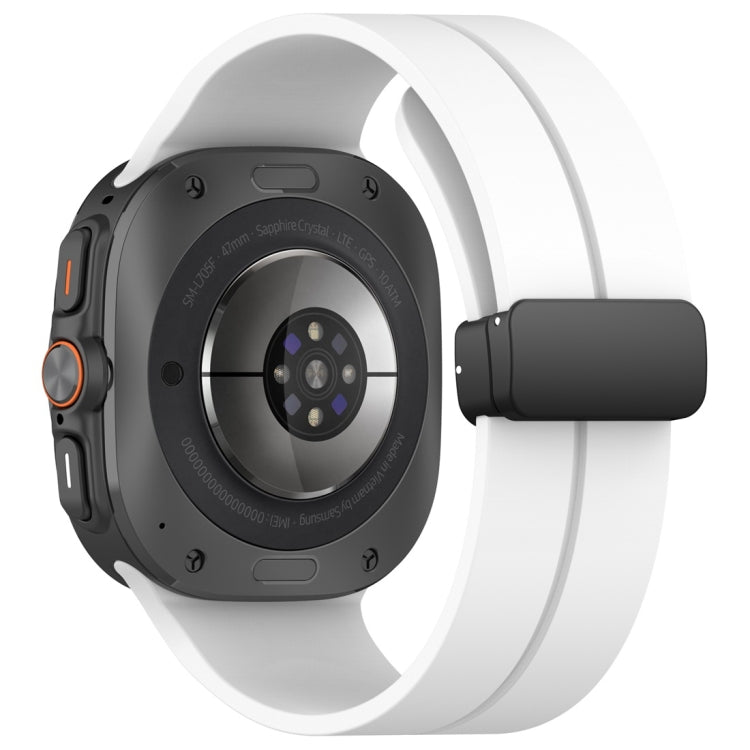 For Samsung Galaxy Watch Ultra 47mm / Ultra 2025 Magnetic Folding Buckle Silicone Watch Band(White) by bashfashion