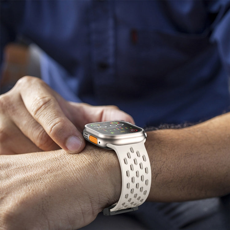 For Apple Watch 46mm / 49mm / 45mm / 44mm Mesh Silicone Buckle Watch Band(Starlight) by bashfashion