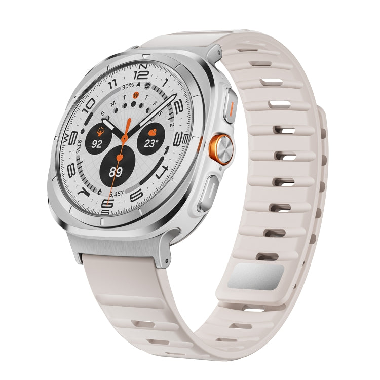 For Samsung Galaxy Watch Ultra 47mm / Ultra 2025 Magnetic Silicone Watch Band(Starlight+Silver) by bashfashion