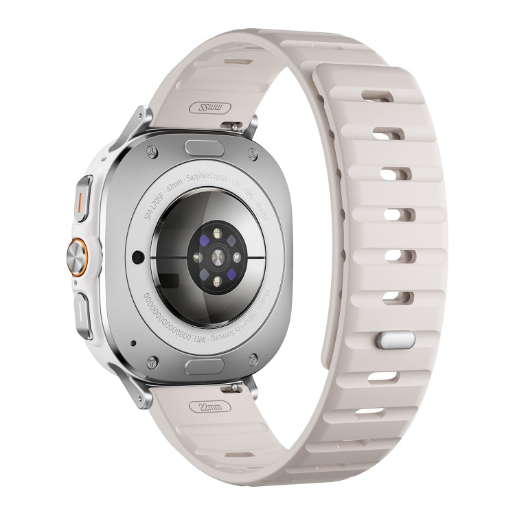 For Samsung Galaxy Watch Ultra 47mm / Ultra 2025 Magnetic Silicone Watch Band(Starlight+Silver) by bashfashion