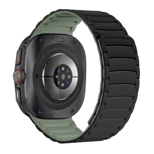 For Samsung Galaxy Watch Ultra 47mm / Ultra 2025 Silicone Sport Magnetic Watch Band(Black+Light Green) by bashfashion