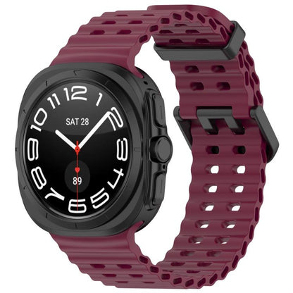 For Samsung Galaxy Watch Ultra 47mm / Ultra 2025 xDfind Ocean Hole Dual Buckle Silicone Watch Band(Wine Red) by xDfind