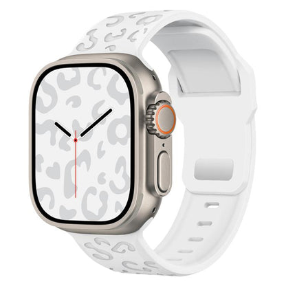 For Apple Watch 46mm / 49mm / 45mm / 44mm Buckle Concave Leopard Silicone Watch Band(White) by bashfashion