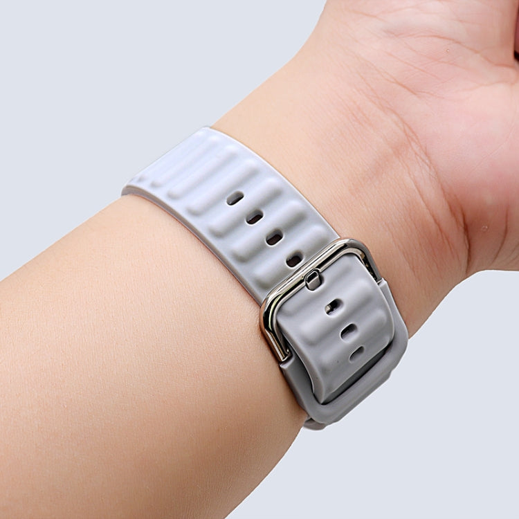 Silicone Watch Band For Apple Watch Series 9&8&7 41mm / SE 3&SE 2&6&SE&5&4 40mm / 3&2&1 38mm(White) by bashfashion