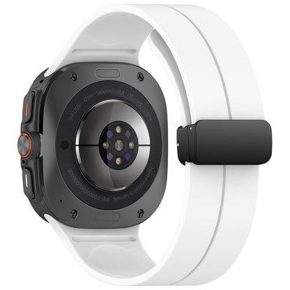 For Samsung Galaxy Watch Ultra 47mm Groove Style Folding Magnetic Buckle Silicone Watch Band(White) by bashfashion
