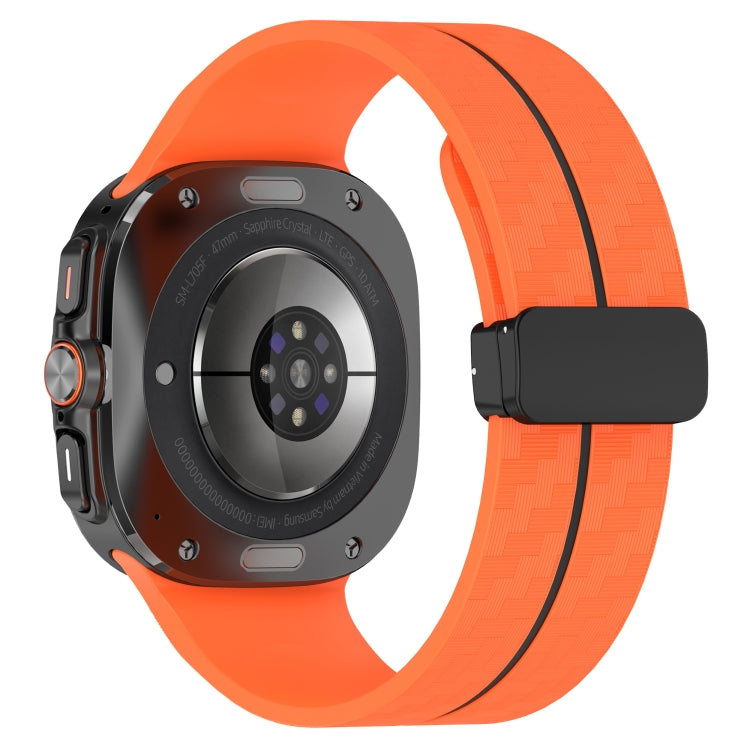 For Samsung Galaxy Watch Ultra 47mm Carbon Fiber Magnetic Folding Buckle Silicone Watch Band(Orange Black) by bashfashion