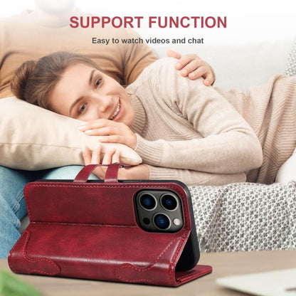 For iPhone 16 Pro Suteni Q-03 Oil Wax Magnetic Clasp Leather Phone Case(Red) by Suteni